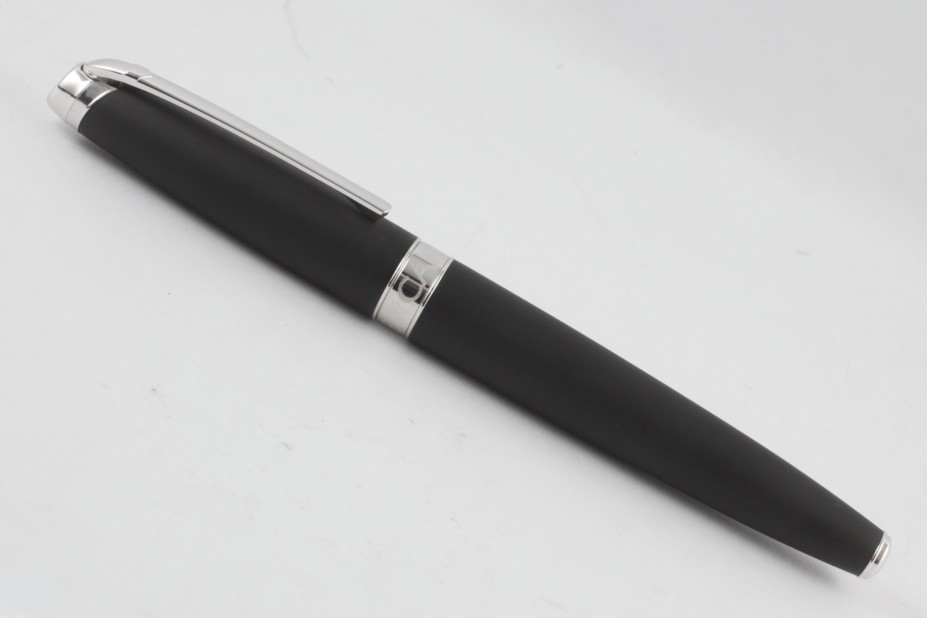 Caran D`Ache Leman Matt Black Silver Trim  Fountain Pen