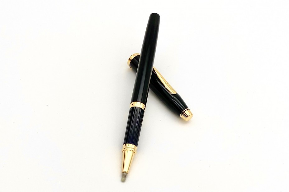 Cross Century II Black Lacquer 23k Gold Plated Rollerball Pen