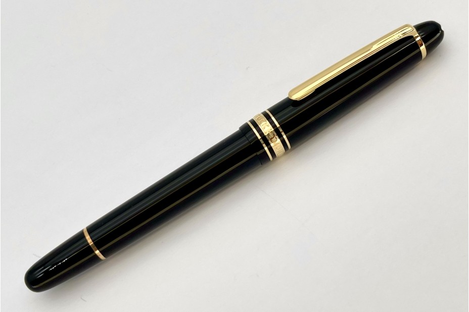 Montblanc MB.106514 Meisterstuck Gold-Coated Classique 145 Fountain Pen