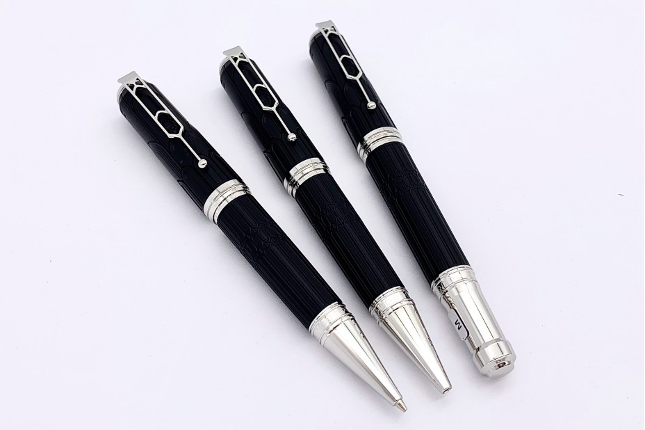 Montblanc MB.125513 Writers Series Edition Homage to Victor Hugo Limited Edition Fountain, Ball pen and Mechanical Pencil Set