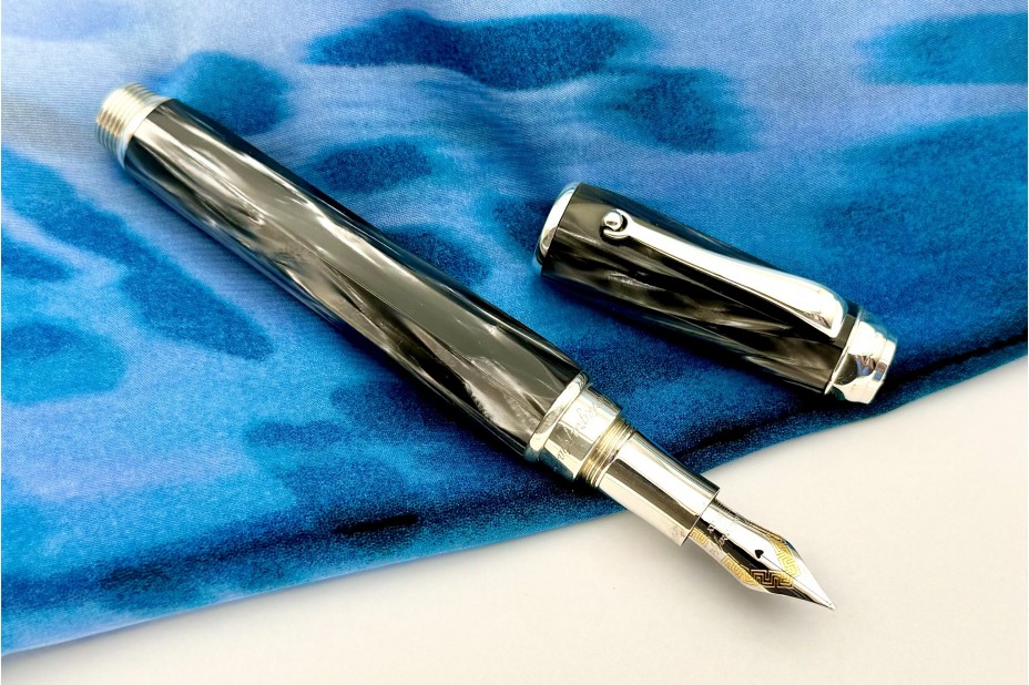 Montegrappa Emblema Grey Fountain Pen