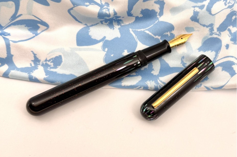 IKKAKU by Nahvalur Ye-Yu Urushi Fountain Pen