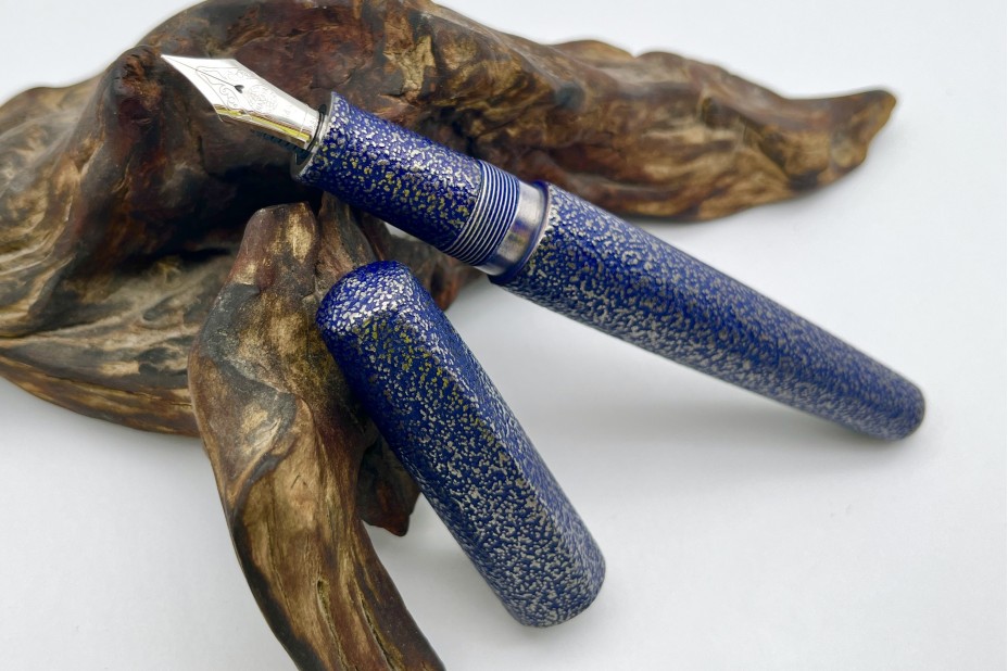 Nakaya Dorsal Fin Version 1 Ishime Kanshitsu Silver Tin Blue Kanshitsu Fountain Pen