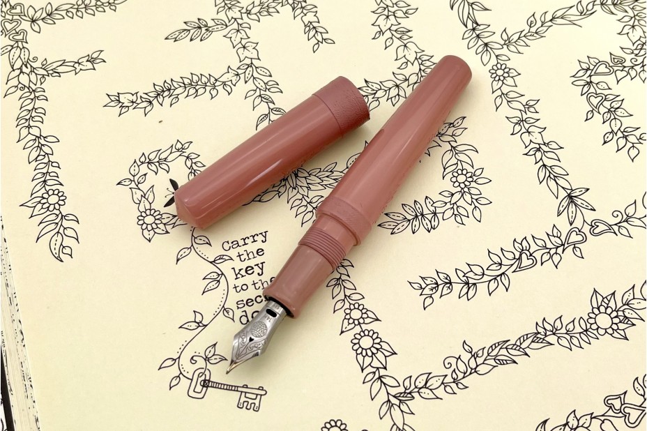 Nakaya Limited Edition Piccolo Cigar Toki-iro String-Rolled Fountain Pen