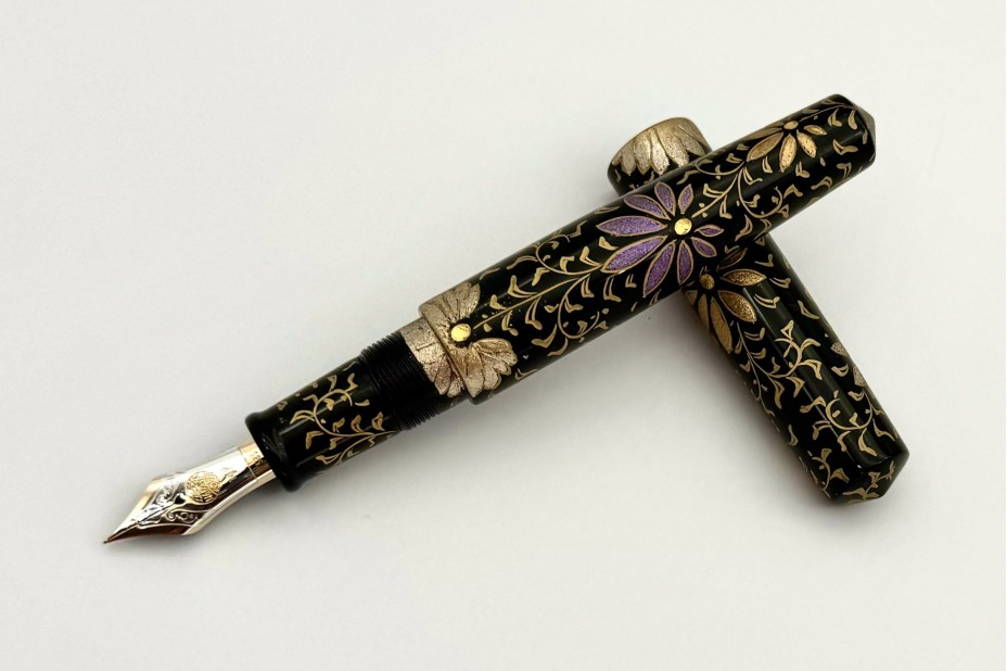 NAKAYA