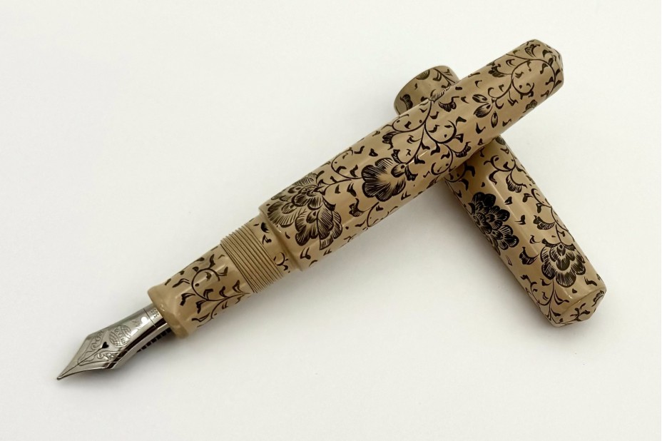 NAKAYA