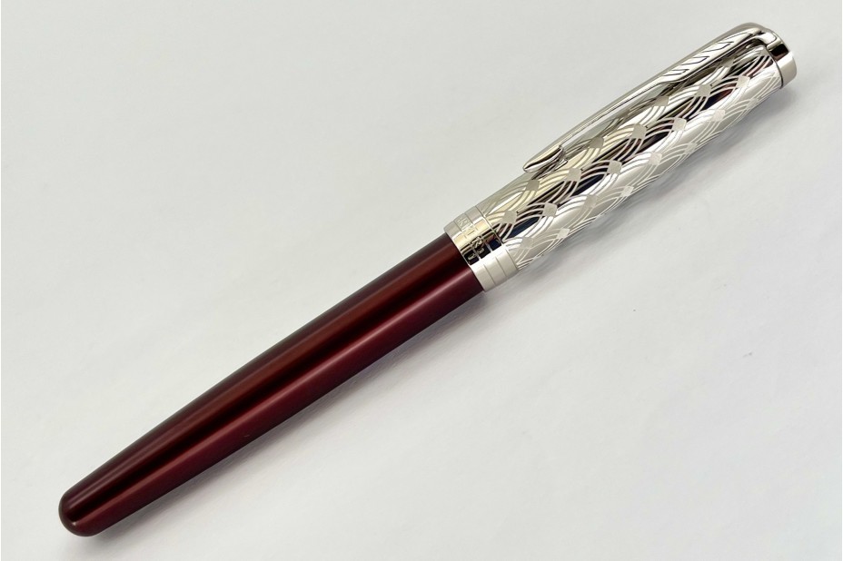 Parker Sonnet Premium Metal And Red Lacquer with Chrome Trim Fountain Pen