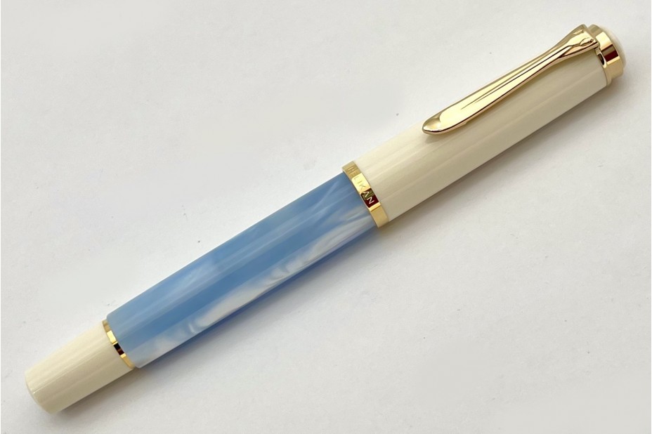 Pelikan Classic M200 Fountain Pen - Pastel Blue (Special Edition) - Pen  Boutique Ltd