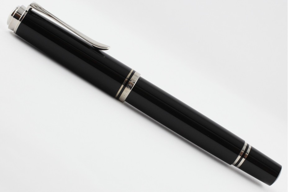 Pelikan Souveran M405 Black Platinum Fountain Pen