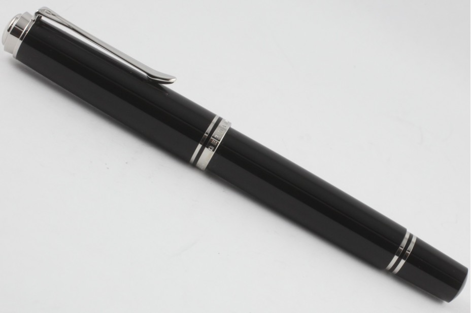 Pelikan Souveran R605 Black Silver Trim Roller Ball Pen