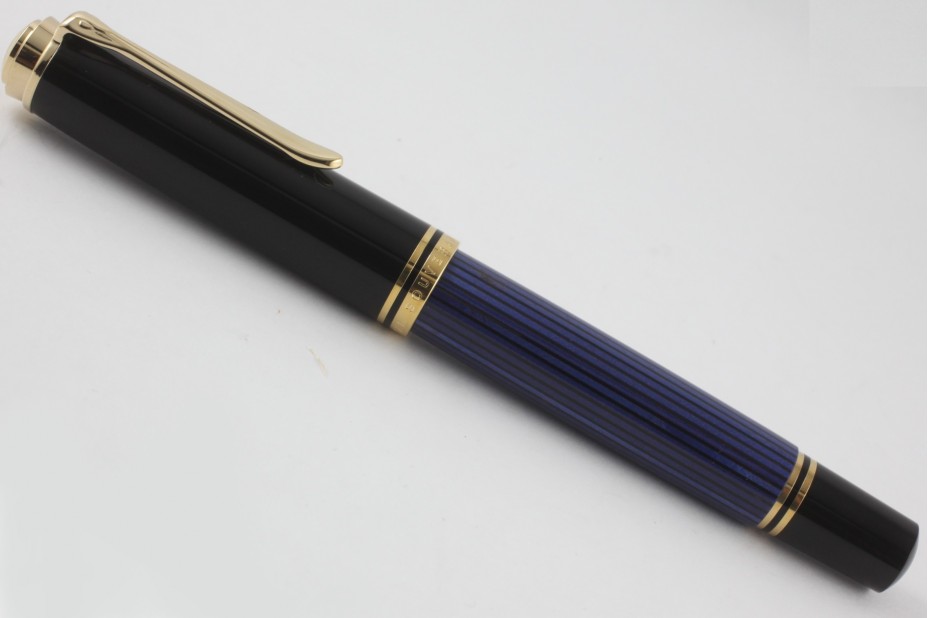 Pelikan Souveran M800 Black Blue Fountain Pen (New Logo Gold-Top)