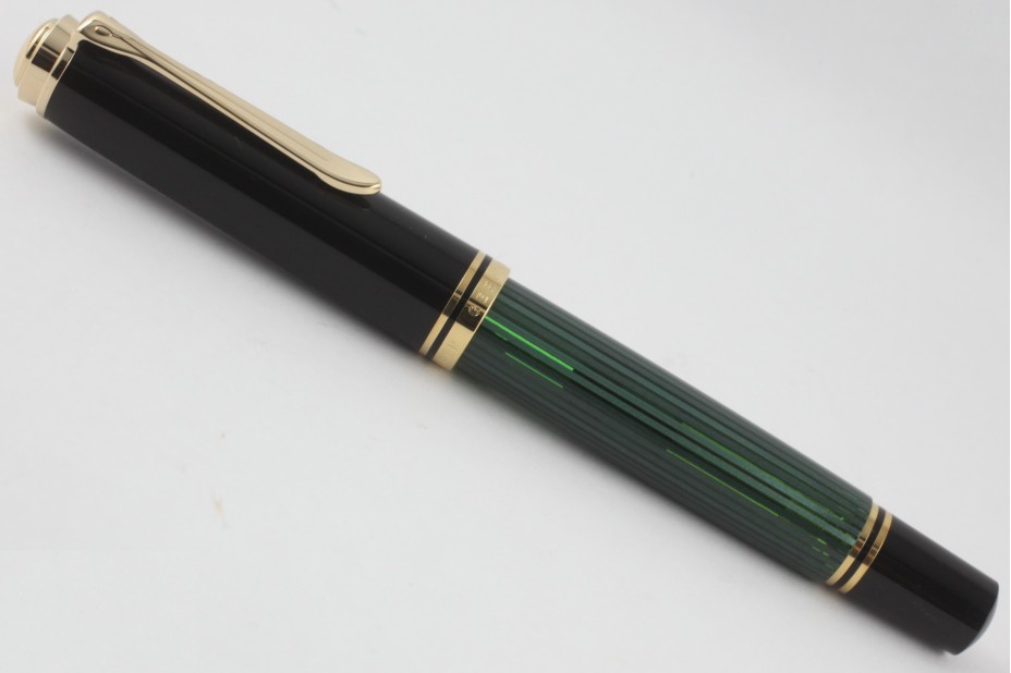 Pelikan Souveran M800 Black Green Fountain Pen (New Logo Gold-Top)