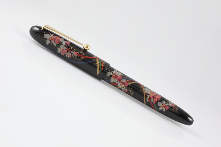 Pilot Limited Edition Commemorative Edition Singapore 2010 Youth Olympic Games Maki-e Blossoming Orchids Fountain Pen