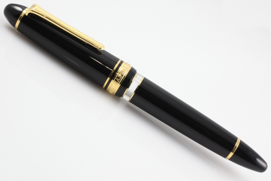 Sailor 1911 Large/Classic Black Realo Gold Trim Fountain Pen