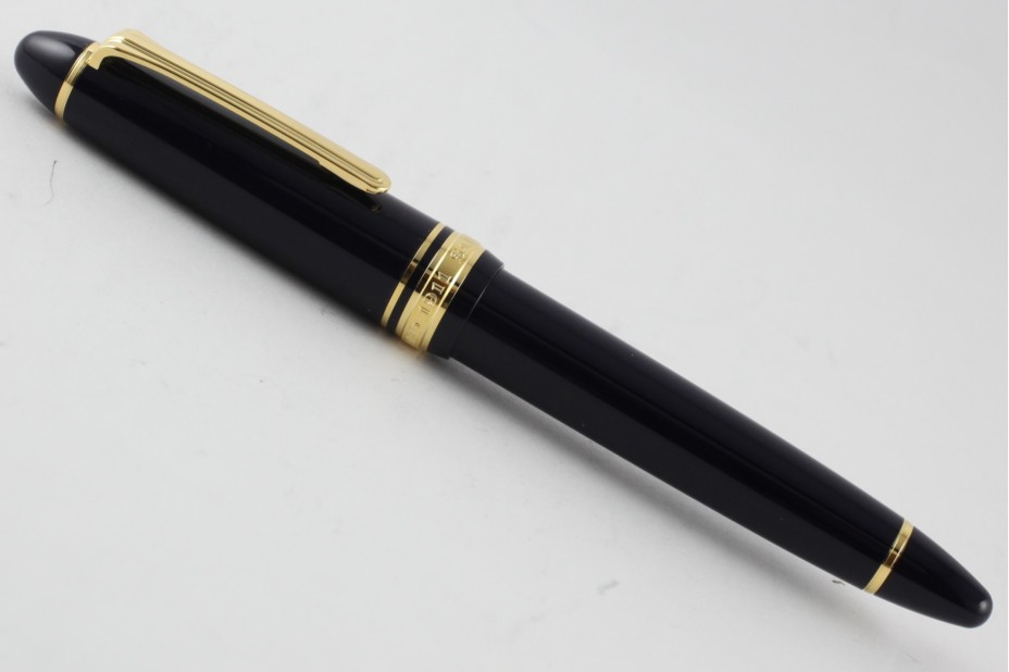 Sailor 1911 Standard Mid-Size Navy Blue Gold Trim Fountain Pen