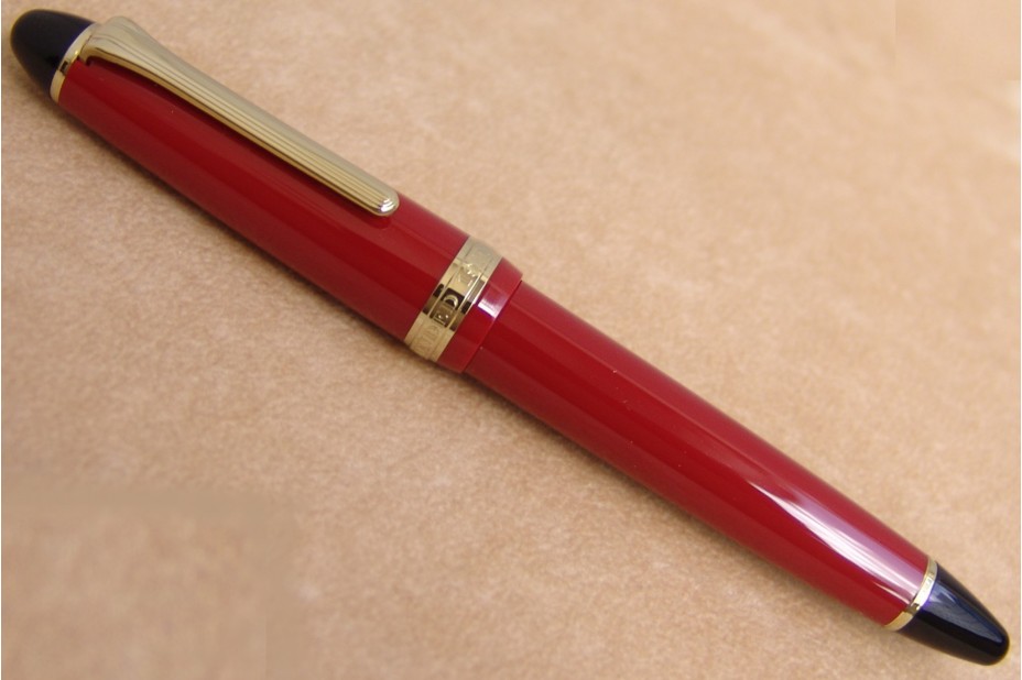 Sailor 1911 Standard Mid-Size Red Gold Trim Fountain Pen (Old Logo)