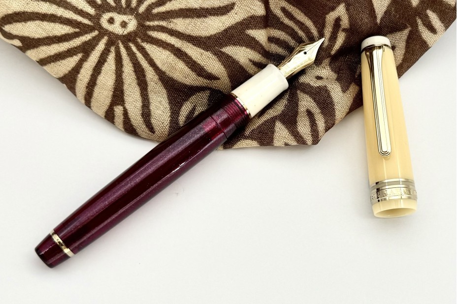 Sailor Limited Edition ProGear Slim Tea time Around the World Afternoon Tea Scone Fountain Pen