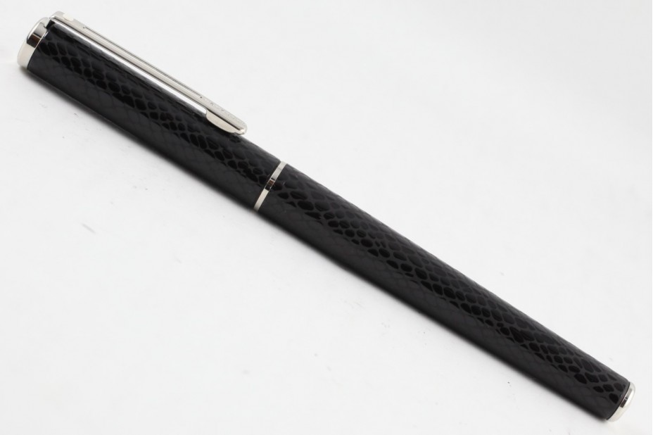 Sheaffer Agio 454 Barely Black CT Fountain Pen