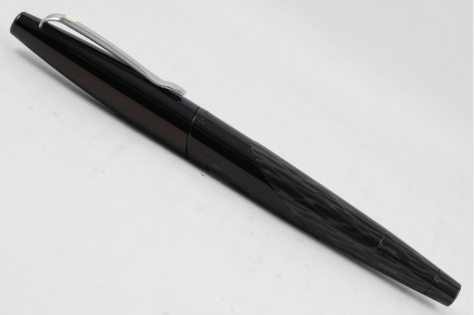 Sheaffer Intrigue 614 Shiny Black Stencilled Matte Black CT Roller Ball pen