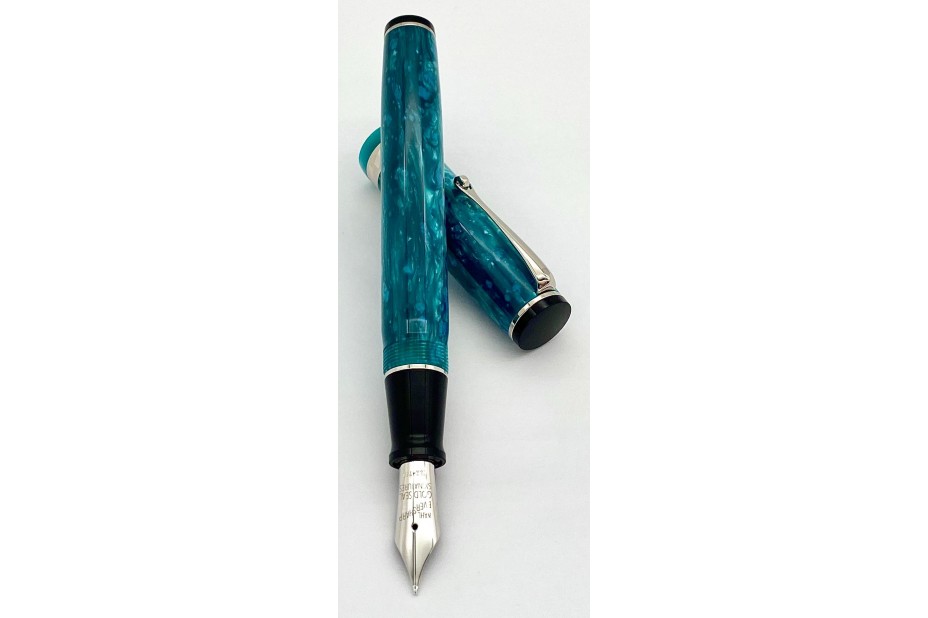 Wahl Eversharp Signature Classic Collection Green Jade Fountain Pen with Rhodium Trim